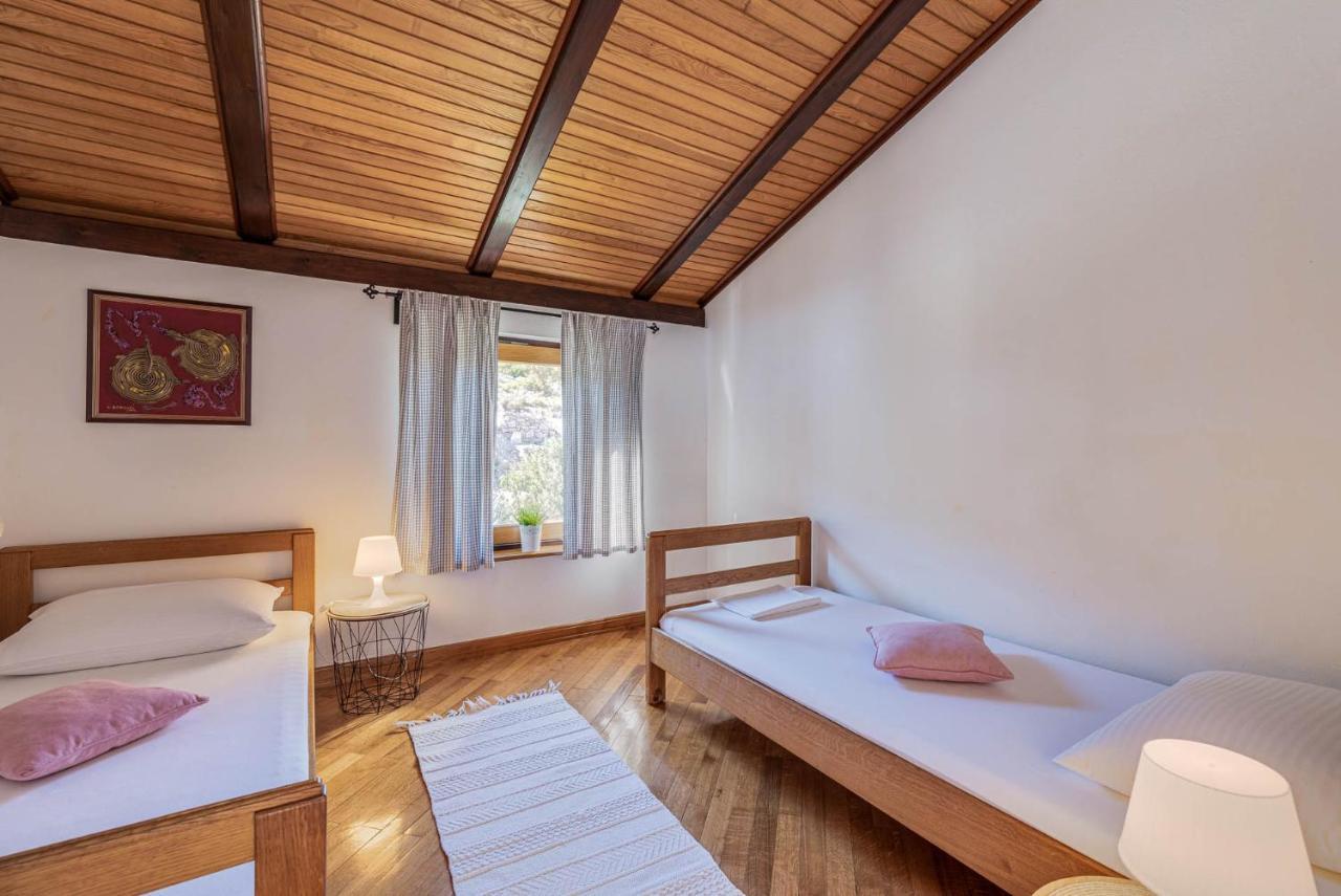 Apartments Fijan Драге Экстерьер фото